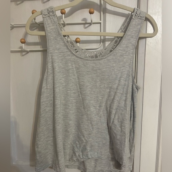 Pretty Element Tank - Picture 1 of 3